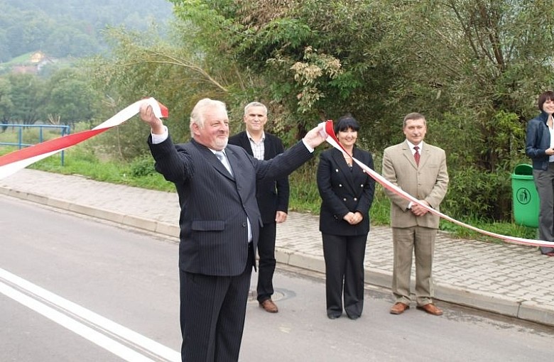 Przebudowa sieci dróg gminnych w Gminie Czernichów