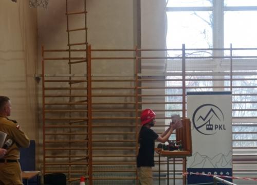 VI Powiatowe Halowe Zawody Sportowo-Pozarnicze Mlodziezowych Druzyn Pozarniczych
